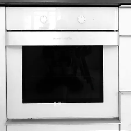 1bdr Quiet Str Vitoshka Area Ac Apartment