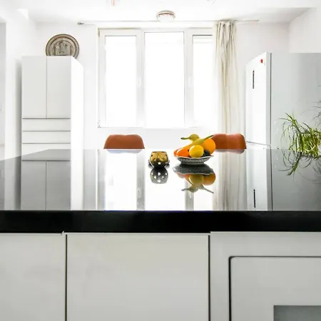 1bdr Quiet Str Vitoshka Area Ac Apartment *