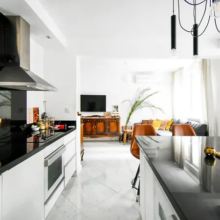 1bdr Quiet Str Vitoshka Area Ac Apartment